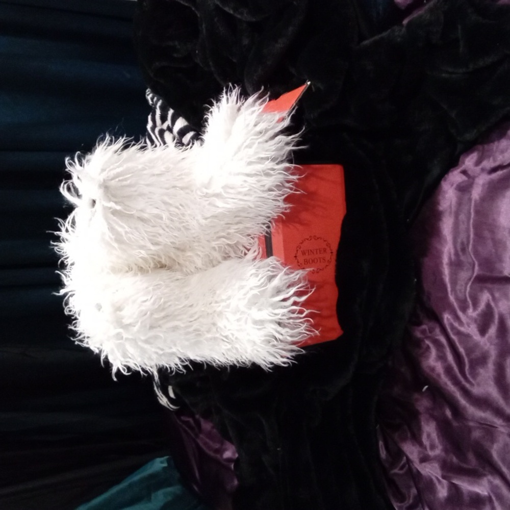 Fauw Fur White Winter Boots